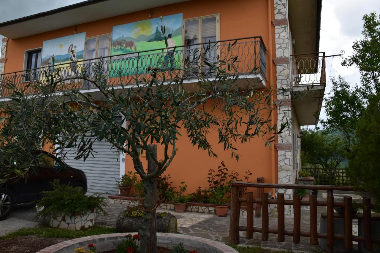 B&B Nel Verde Montesano sulla Marcellana Extérieur photo